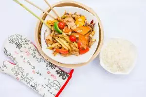 Asia Speisen im Restaurant Uferwald