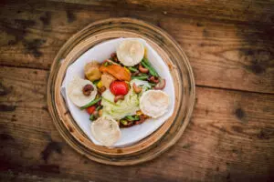 Auswahl an asiatischen Speisen